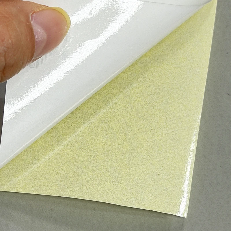 Papel semibrillante con adhesivo de soporte de cristal amarillo 1
